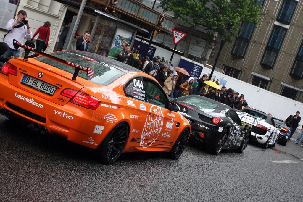 IMAGE: http://i925.photobucket.com/albums/ad92/NemesisNG/Gumball%203000%20Start%202011/IMG_1266.jpg