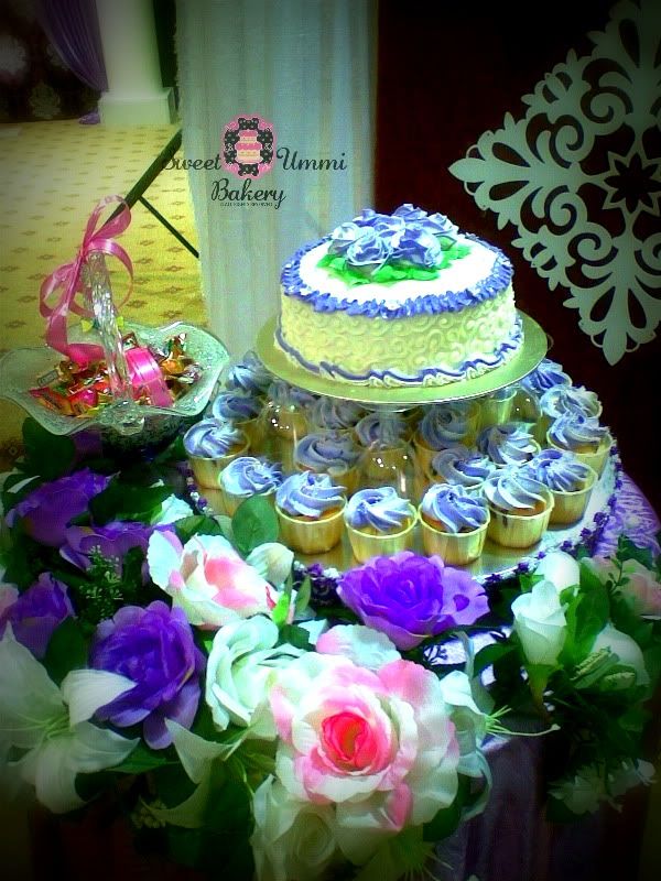 Khaizura wed kek