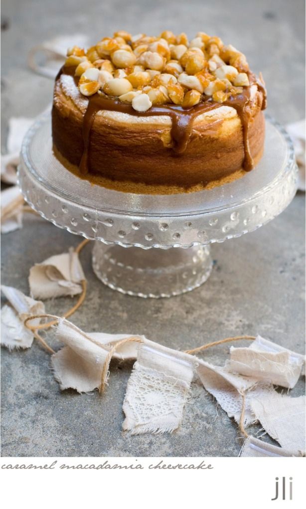 caramel macadamia cheesecake