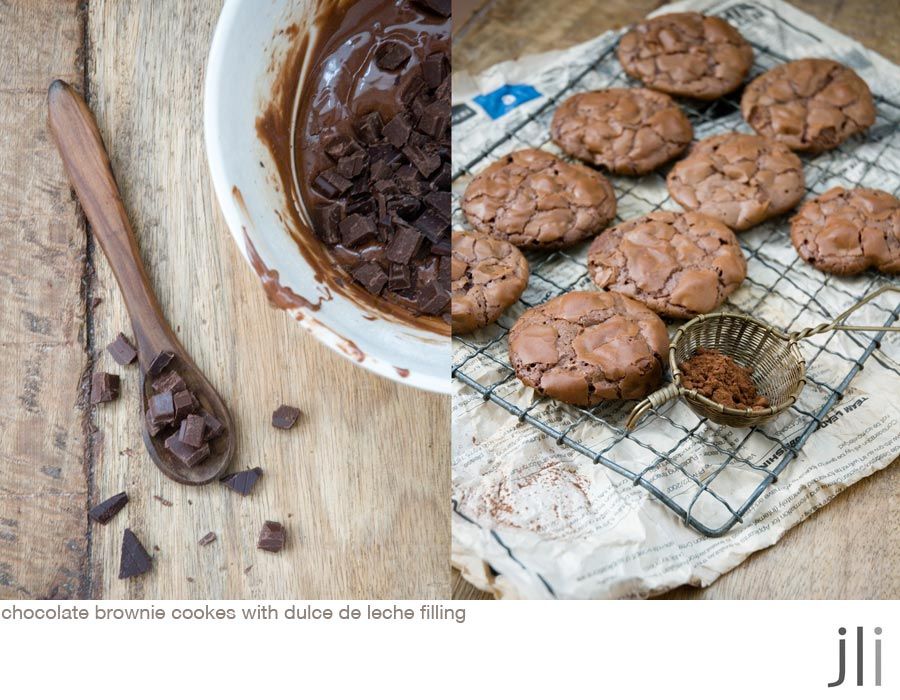chocolate brownie cookies with dulce de leche filling