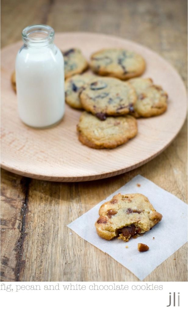 fig, white chocolate and pecan cookies