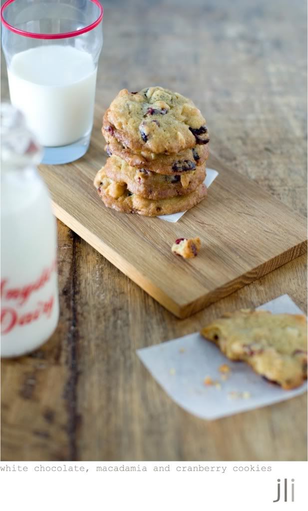 white chocolate cranberry and macadamia cookies